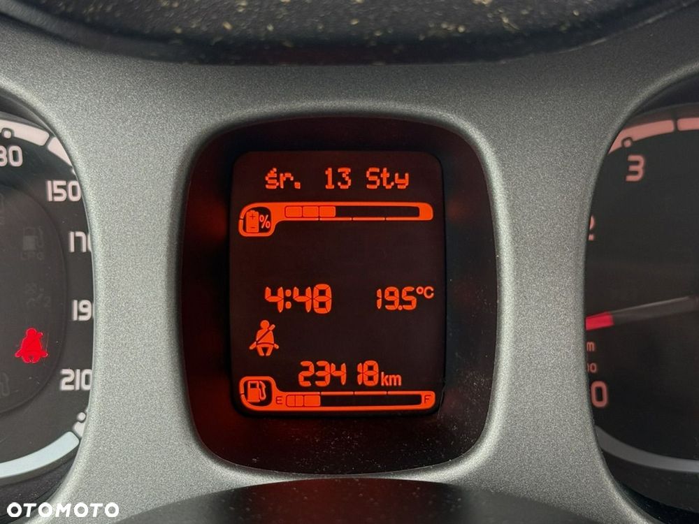Fiat Panda 1.0 Hybrid City Cross - 27