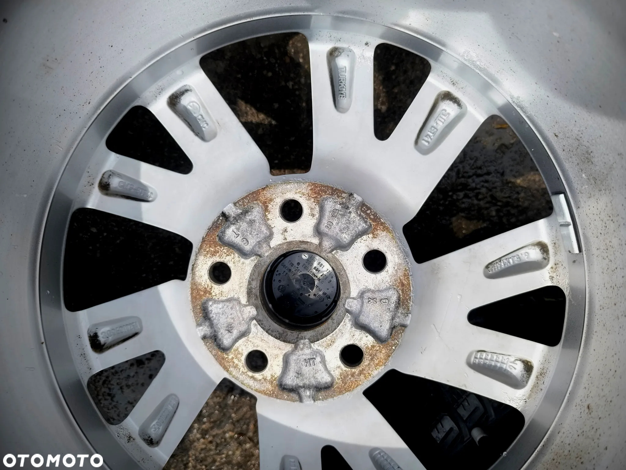 5x112 Alufelgi Felgi Aluminiowe 16 Koła Zimowe Zima VW PASSAT B8 3G0 SHARAN II 2 TROC THE BEETLE SKODA YETI SUPERB III 3 SEAT ALHAMBRA II 2 AUDI A6 C6 Q2 Legnica ALU-RAD 215/60 5mm - 17