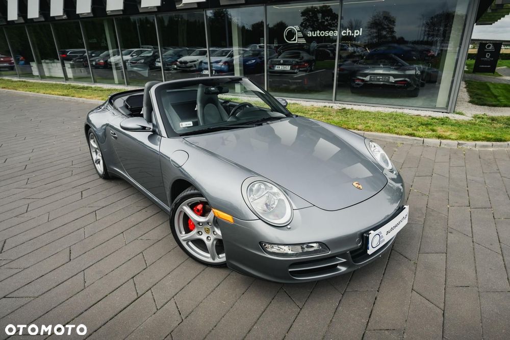 Porsche 911 Carrera 4S - 3