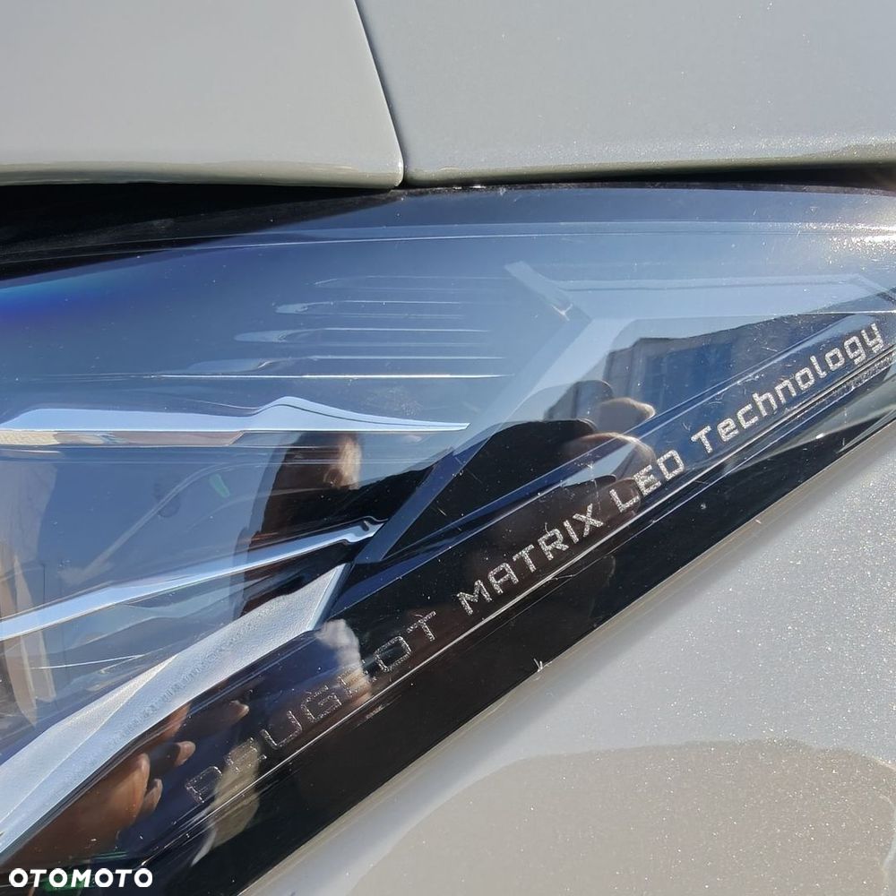 Peugeot 308 - 22