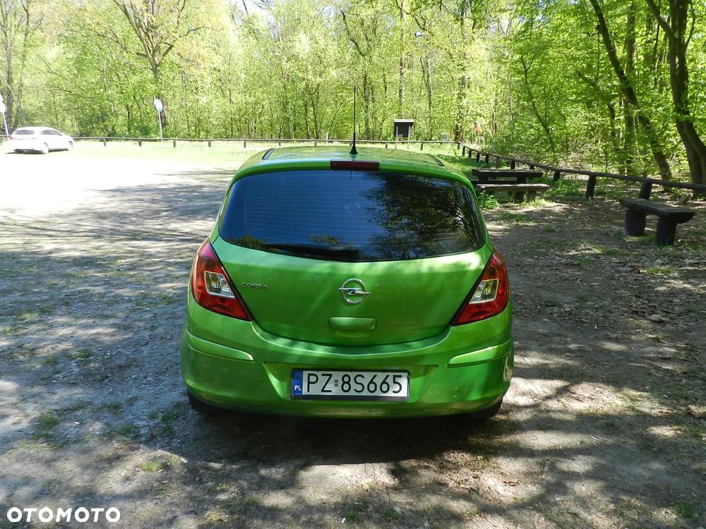 Opel Corsa - 11