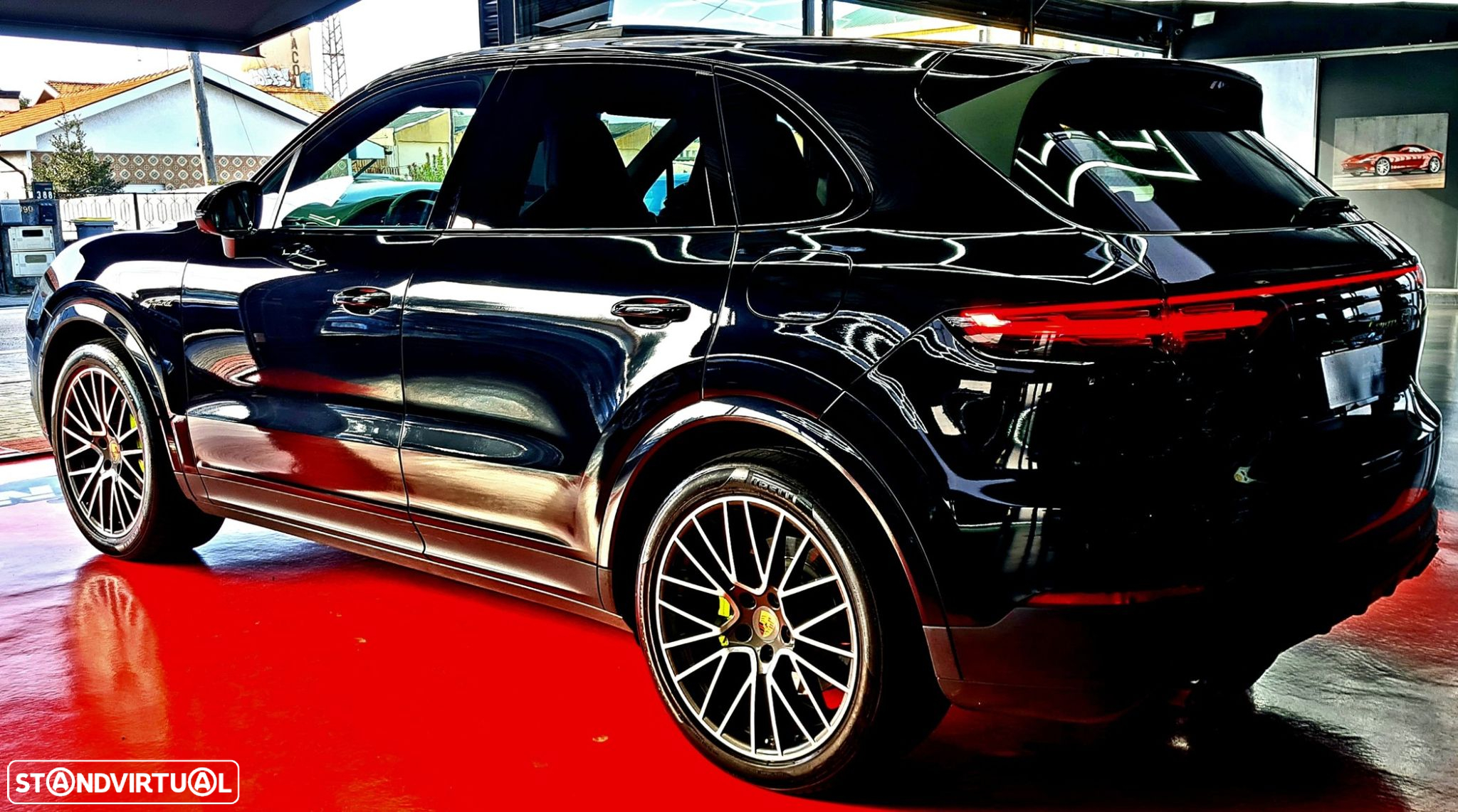 Porsche Cayenne E-Hybrid Platinum Edition - 3