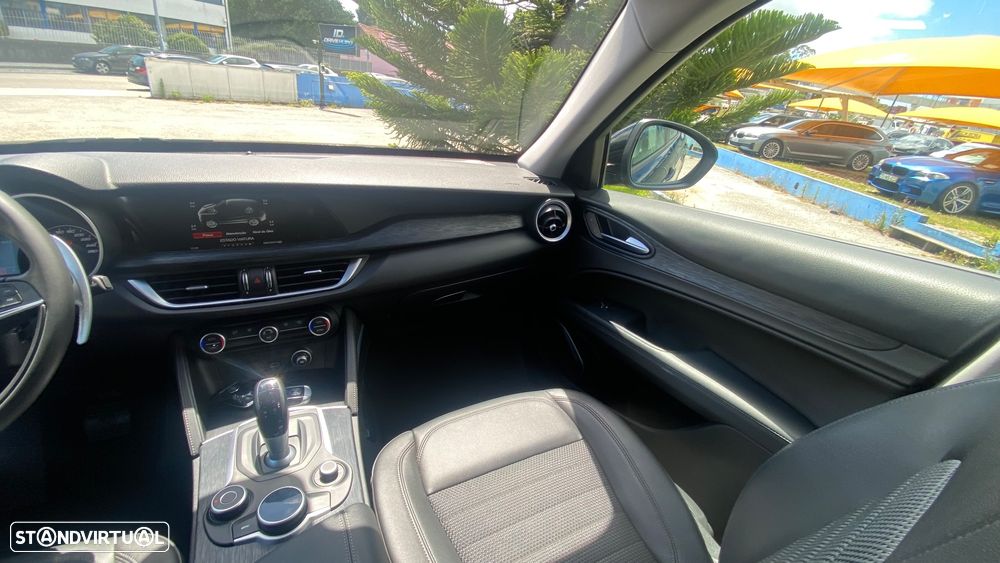 Alfa Romeo Stelvio 2.2 D Super AT8 - 29