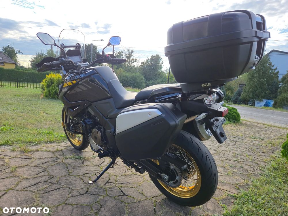 Suzuki V-STROM - 5