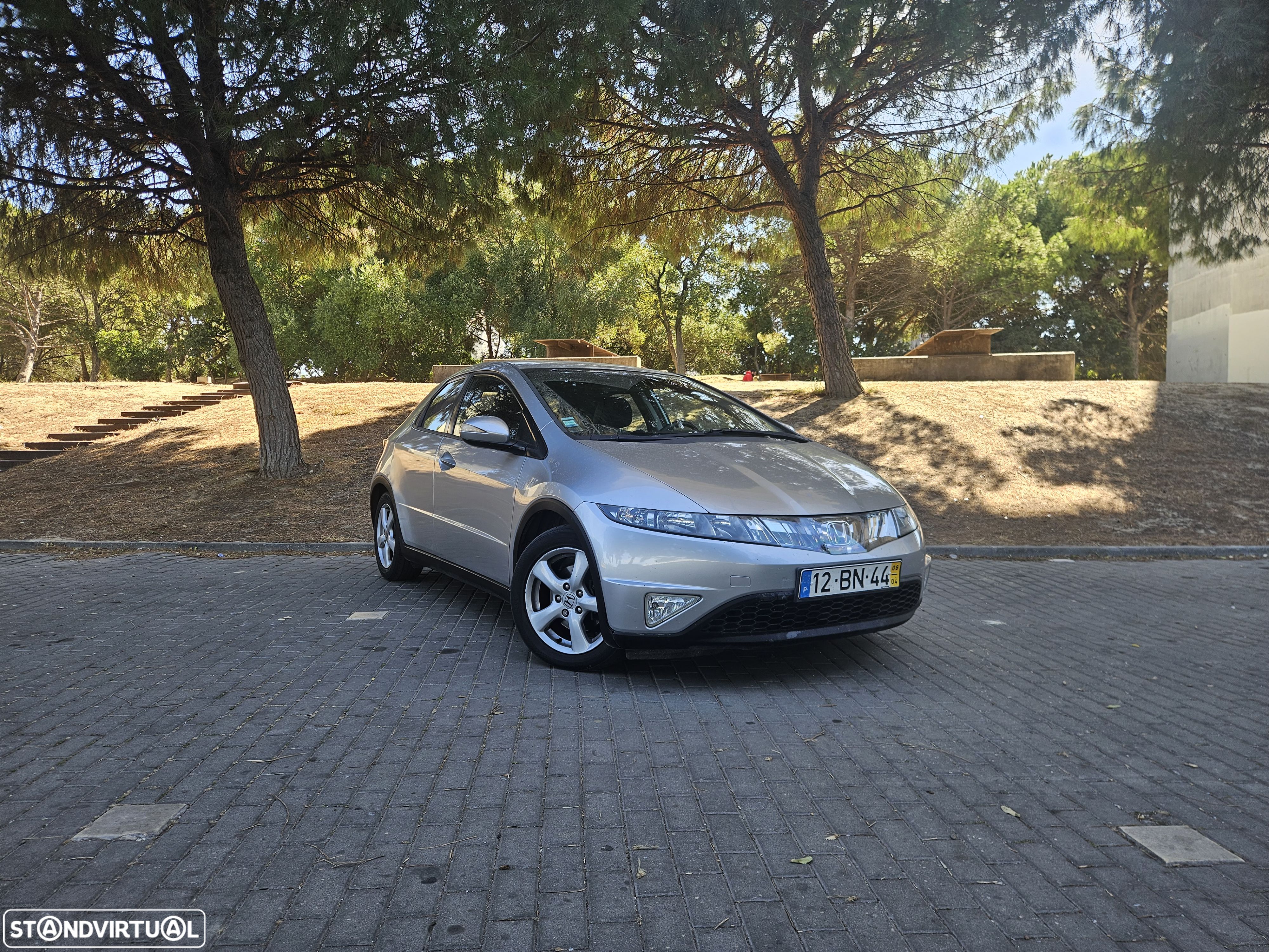 Honda Civic 1.4 Comfort - 1