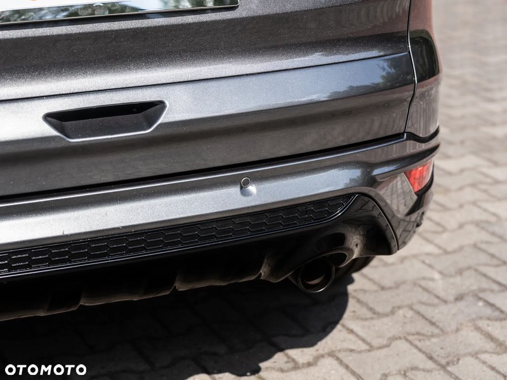Ford Kuga 2.0 TDCi FWD ST-Line - 24