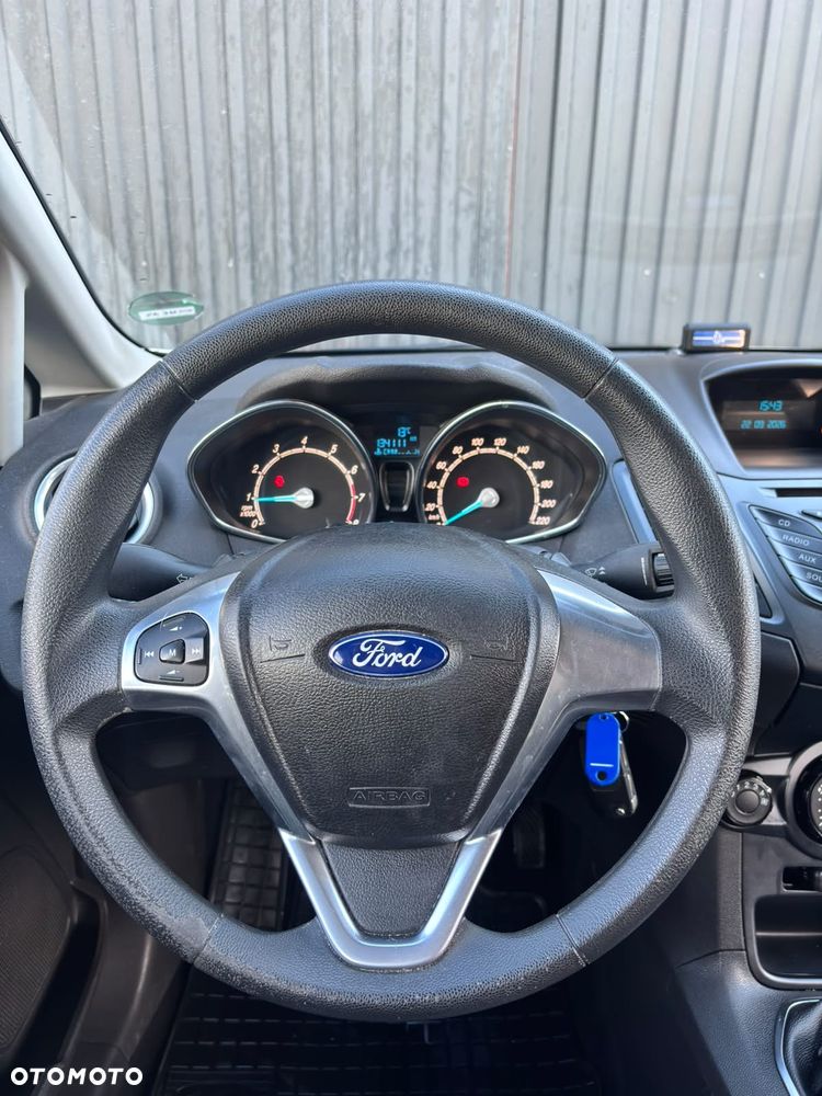 Ford Fiesta 1.25 Champions Edition - 16