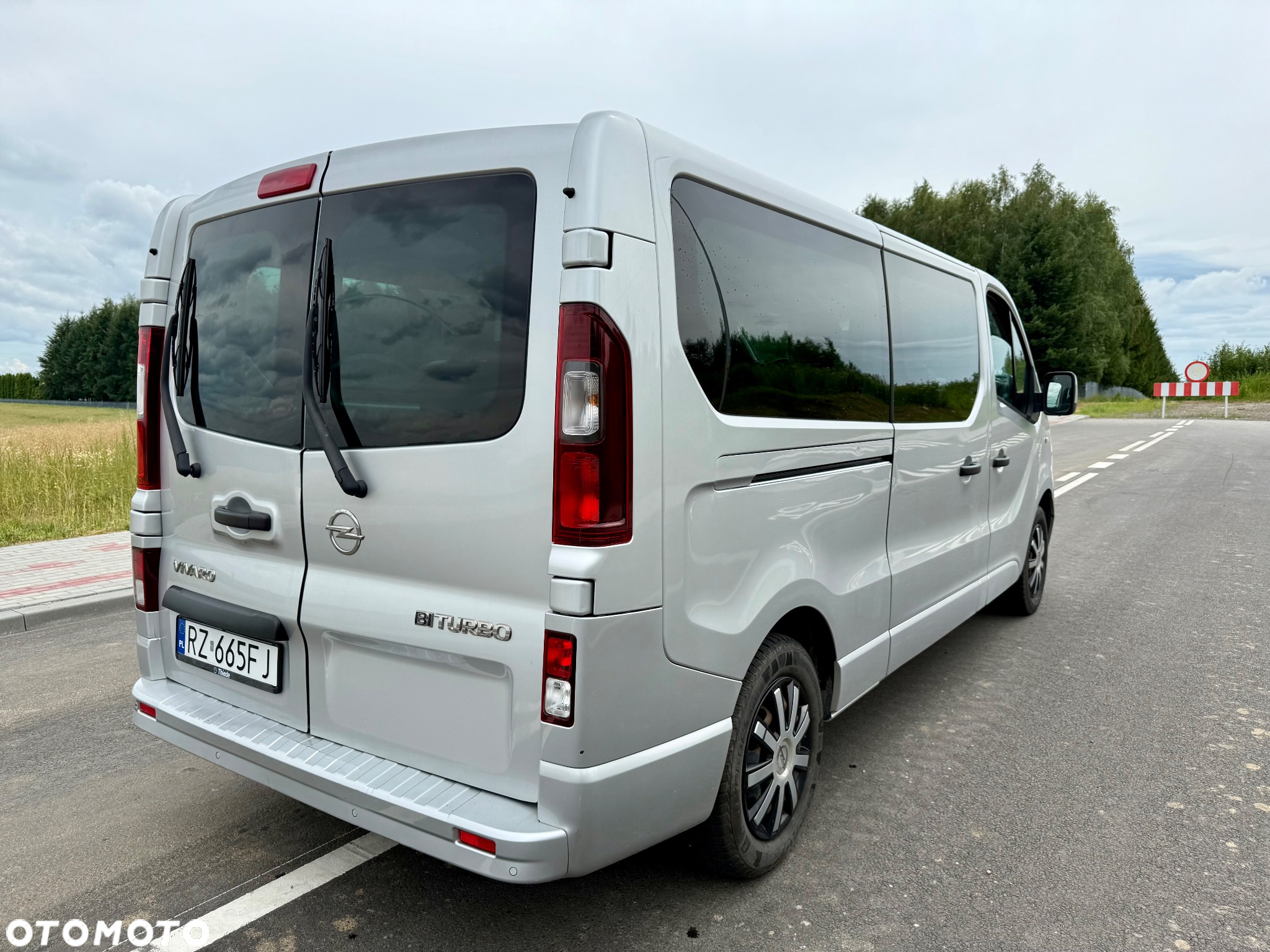 Opel Vivaro L2H1 2.9t Edition Elegance - 4