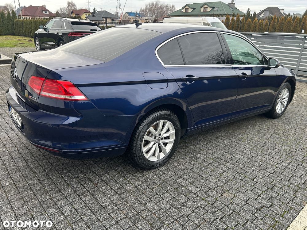 Volkswagen Passat 2.0 TDI 4Mot Elegance DSG - 13