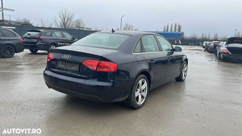 Dezmembram AUDI A4 B8 ,2.0 TDI ,Motor CAGA  , An 2011, Automat ,Sedan - 7