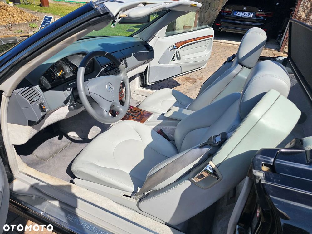 Mercedes-Benz SL - 12