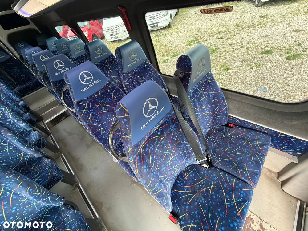 Mercedes-Benz Sprinter 516 - 17