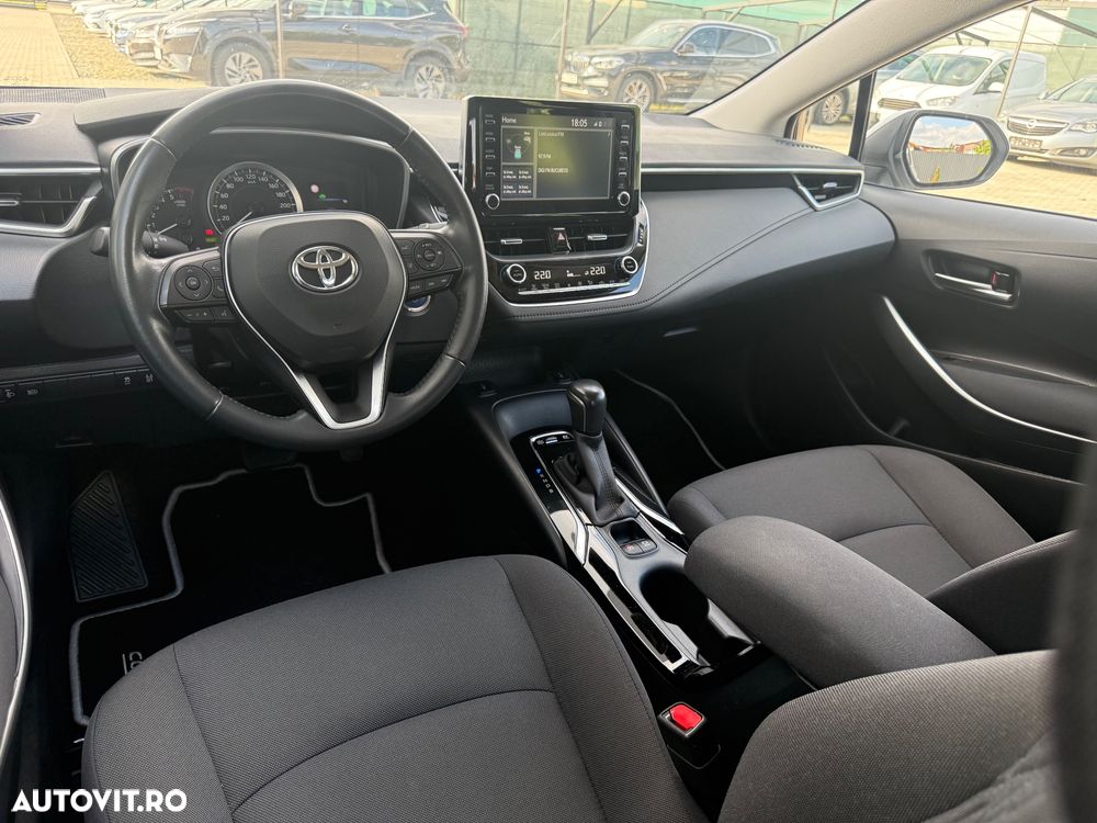 Toyota Corolla 1.8 Business Edition - 20