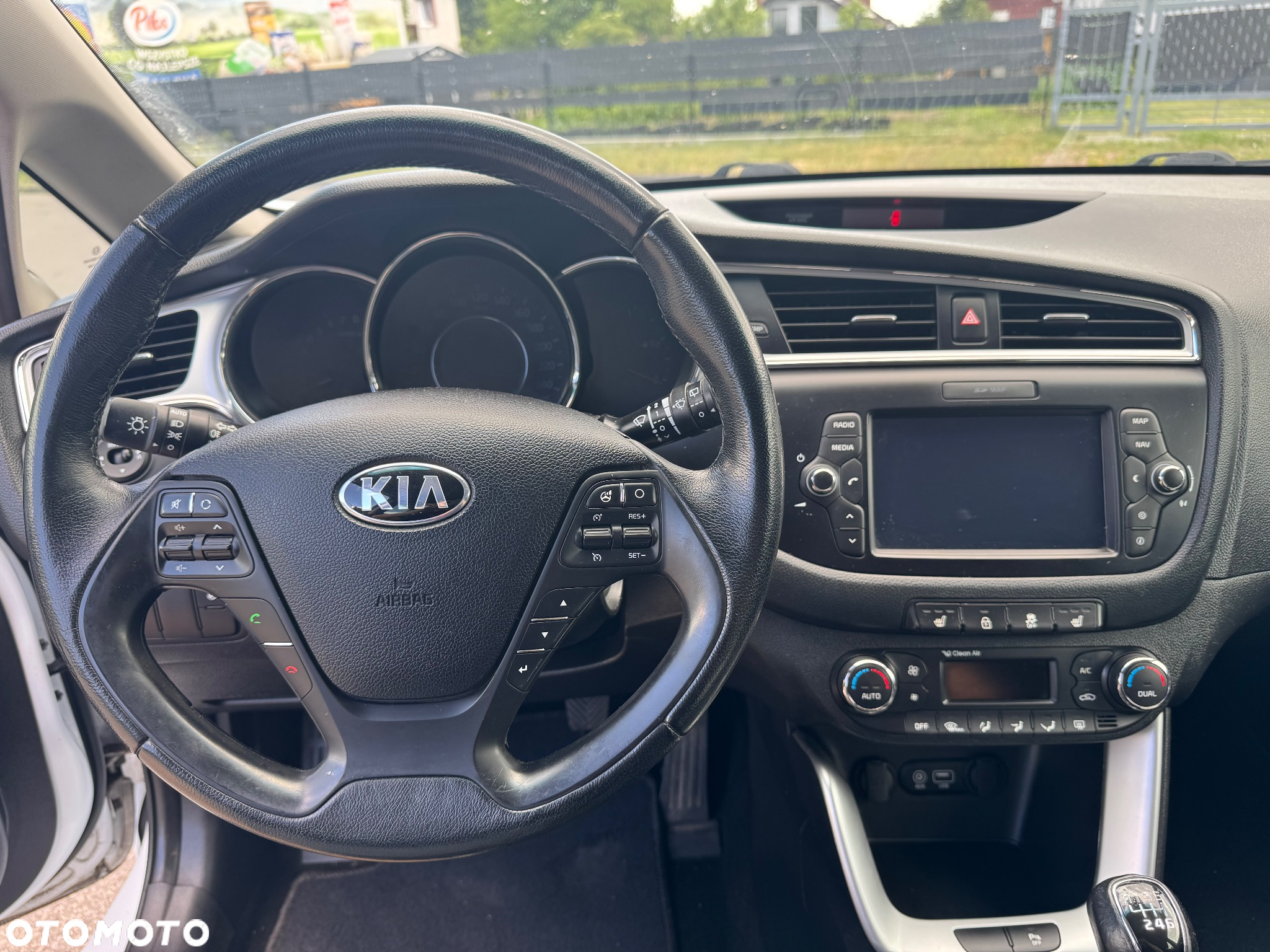 Kia Ceed 1.6 GDI SW Platinum Edition - 18
