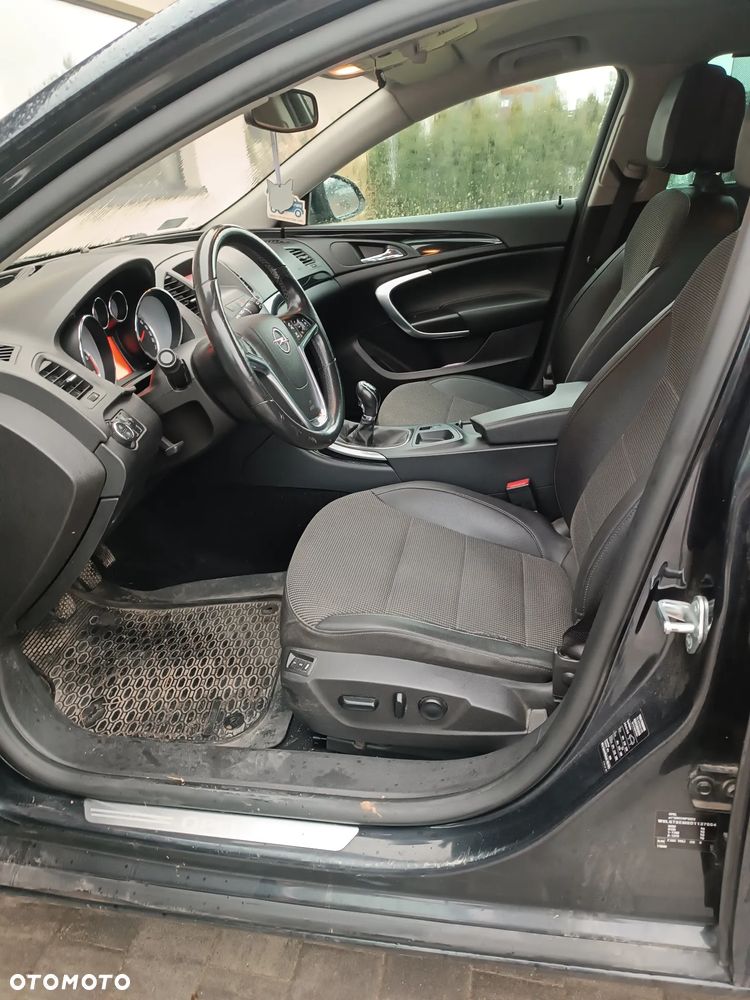 Opel Insignia 2.0 CDTI Cosmo - 11