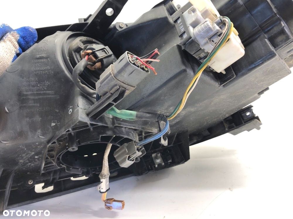 REFLEKTOR PRAWY PRZÓD XENON  MAZDA CX-7 (ER) 2006 - 2014 2.2 MZR-CD AWD (ER10A) 127 kW [173 KM] - 5