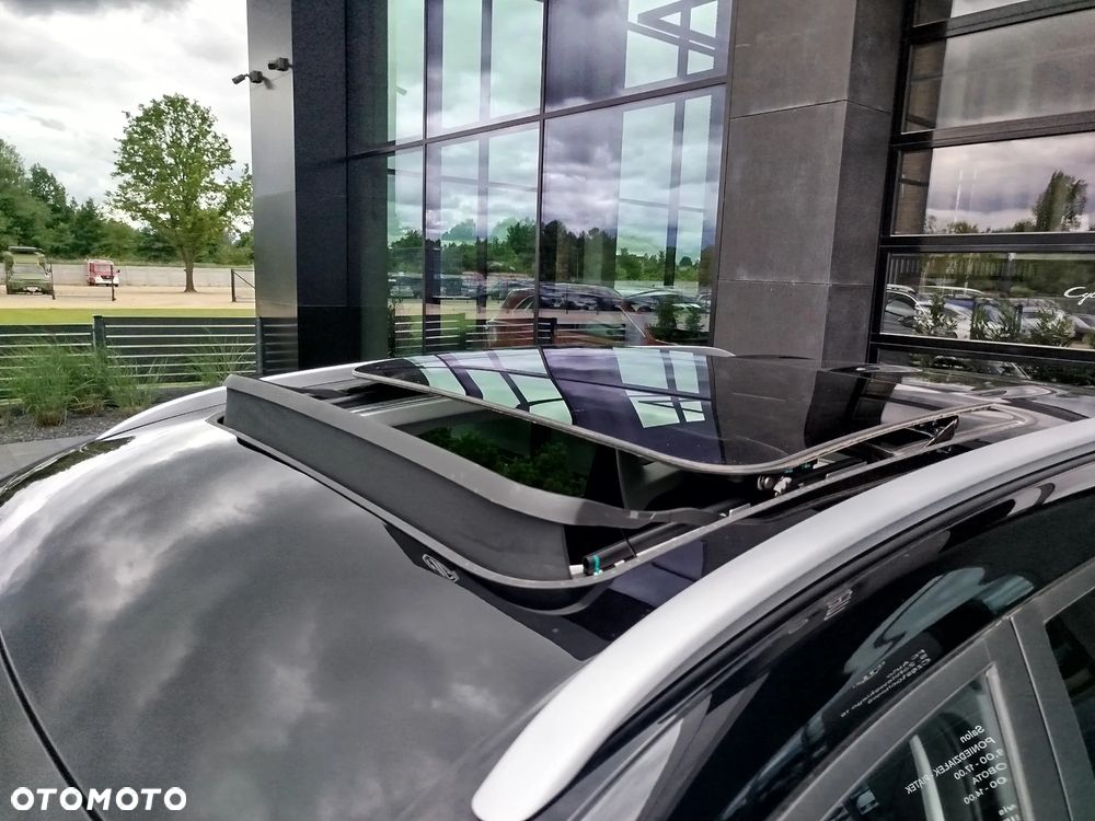 MG ZS Hybrid+ - 13