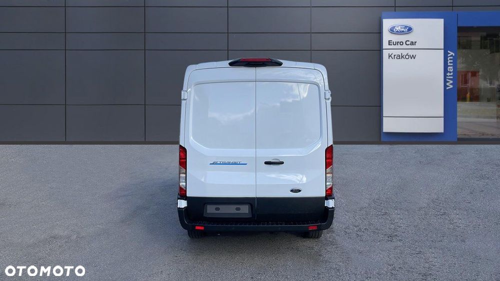 Ford E-Transit - 4