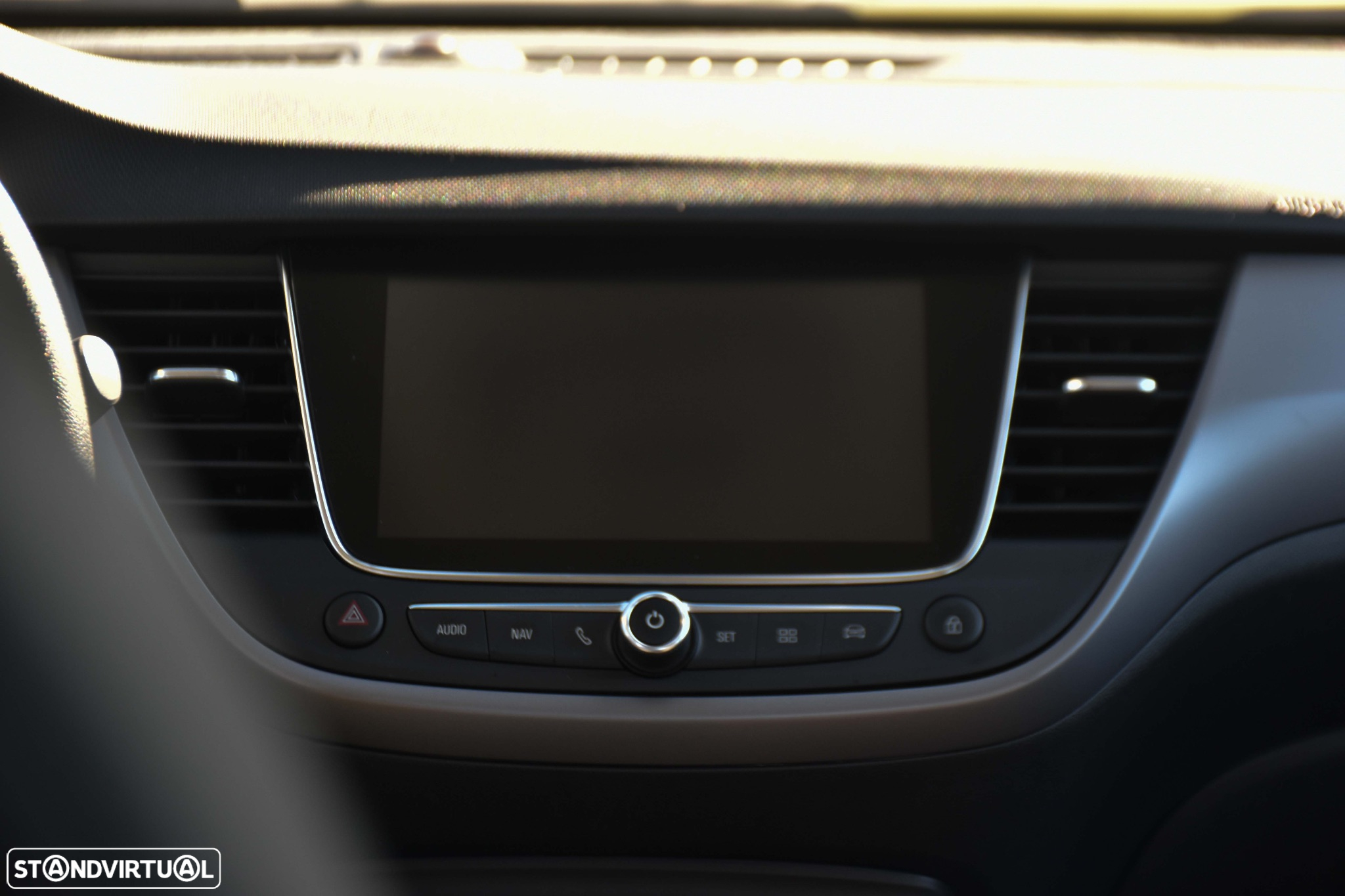 Opel Crossland X 1.2 Business Edition - 24