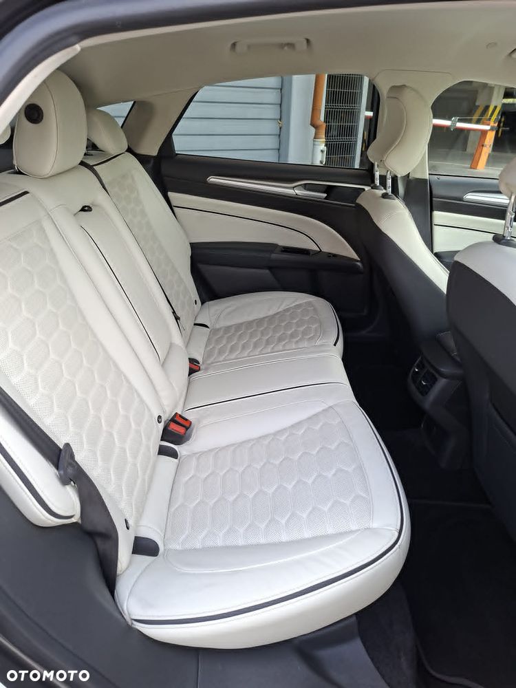 Ford Mondeo 2.0 TDCi Start-Stopp PowerShift-Aut Vignale - 11