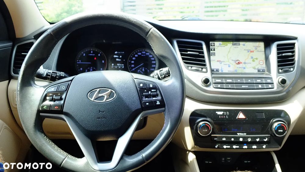 Hyundai Tucson 1.7 CRDI BlueDrive Style 2WD - 28