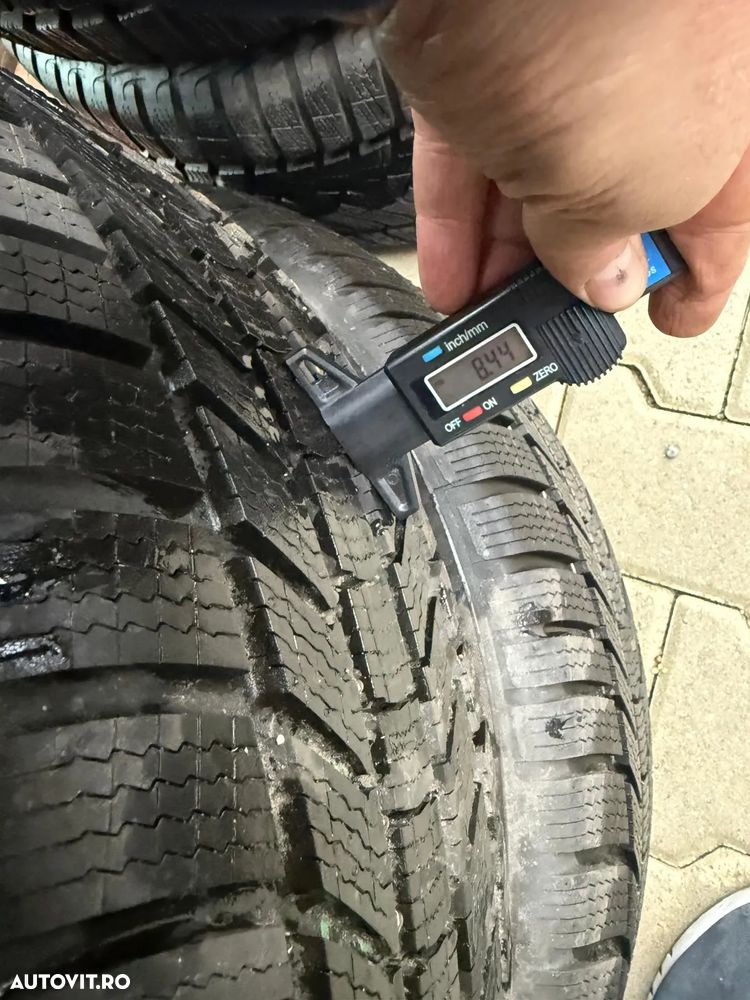 235 55 R18 IARNA CONTINENTAL - 6