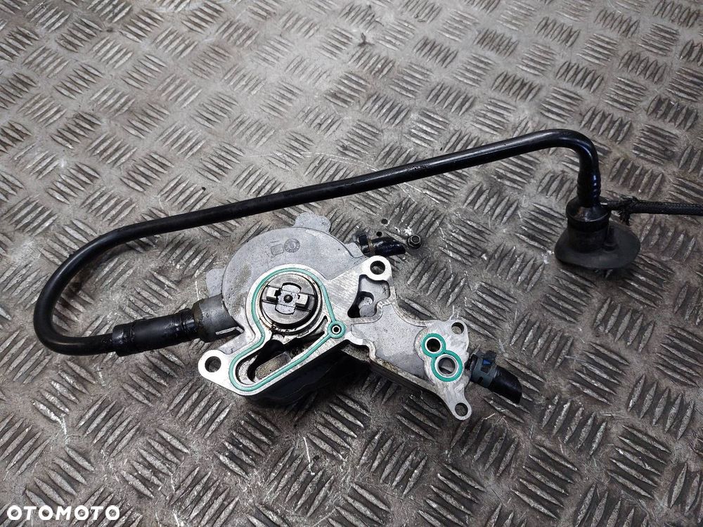 POMPA VACUM VOLKSWAGEN PASSAT B5 1.9 TDI LUK 038145209A - 4