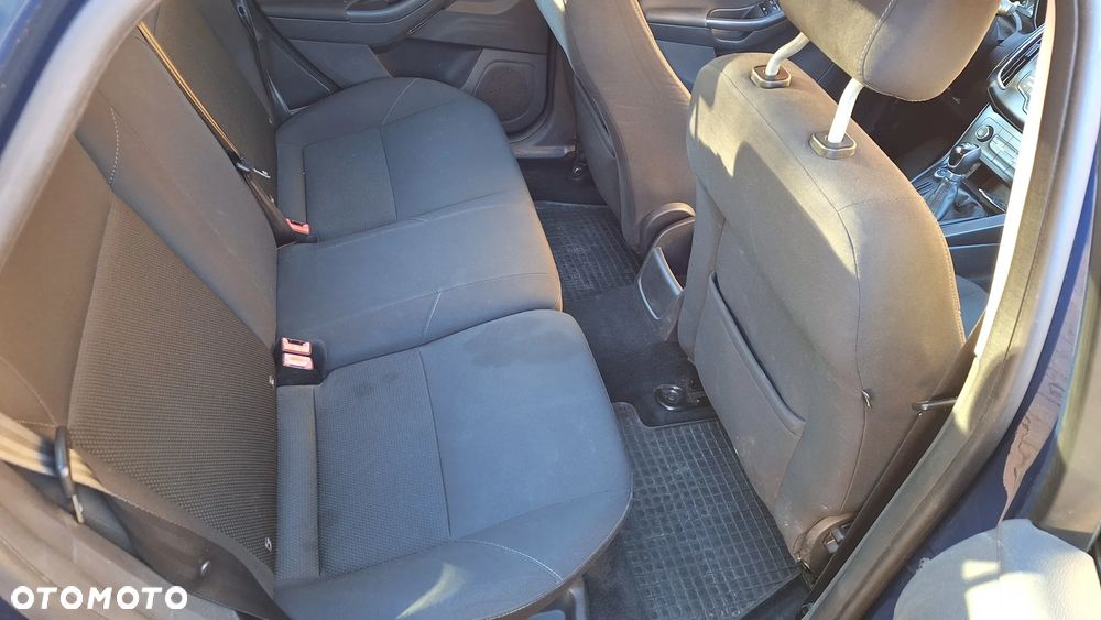 Ford Focus 1.6 Trend - 8