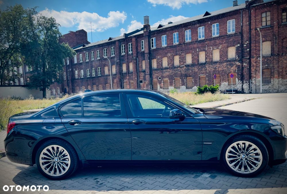 BMW Seria 7 730d - 4