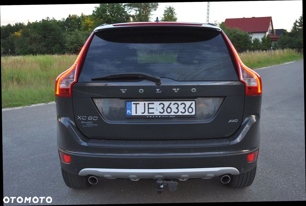 Volvo XC 60 2.4D AWD Momentum - 6