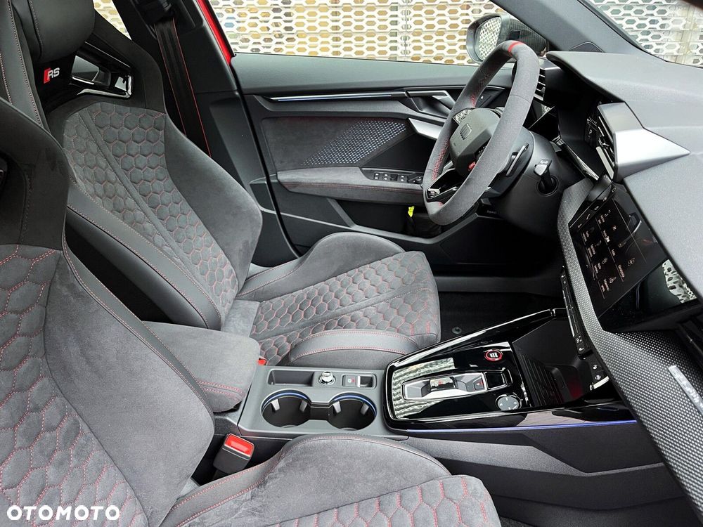 Audi RS3 Sportback - 15