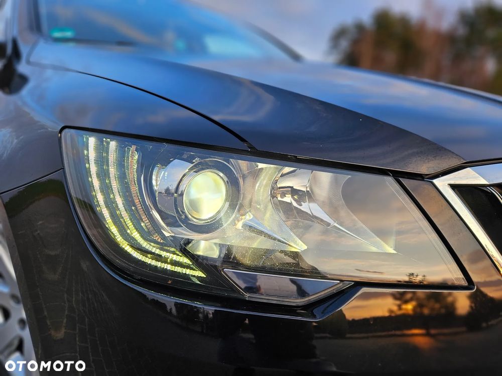 Skoda Superb 2.0 TDI 4x4 Ambition DSG - 11