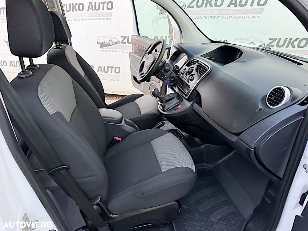 Renault Kangoo BLUE dCi 95 Intens - 9