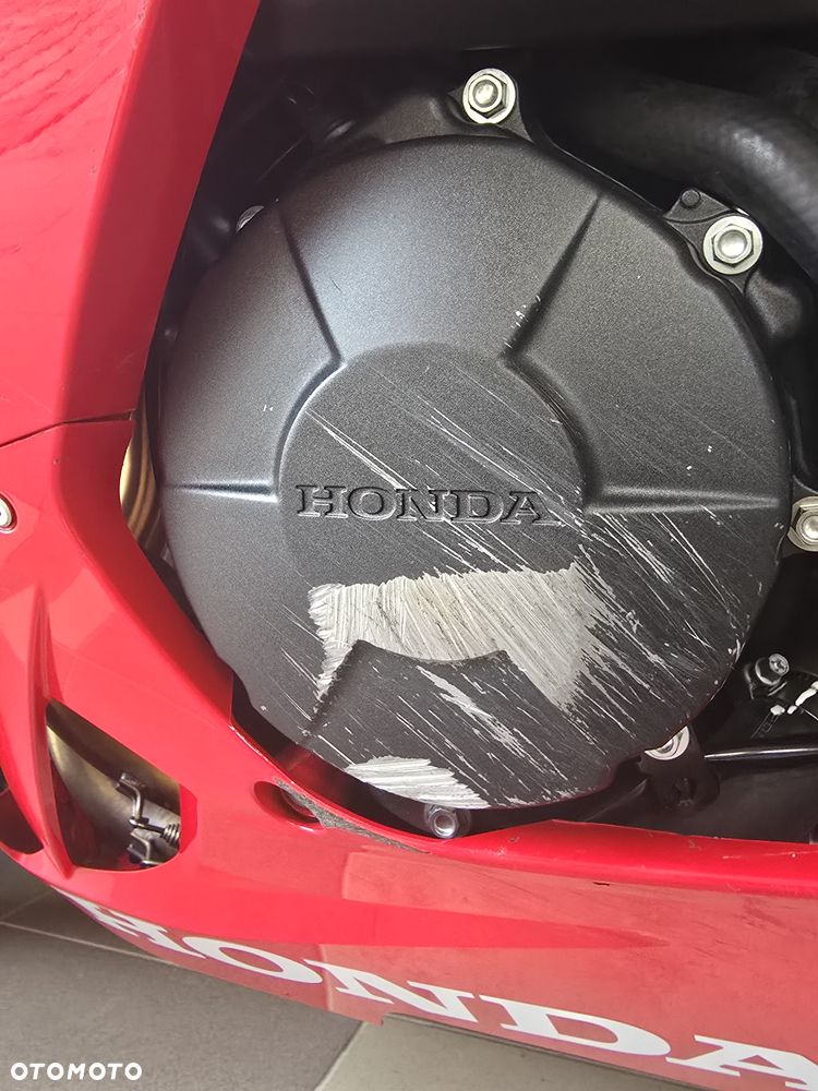 Honda CBR - 22