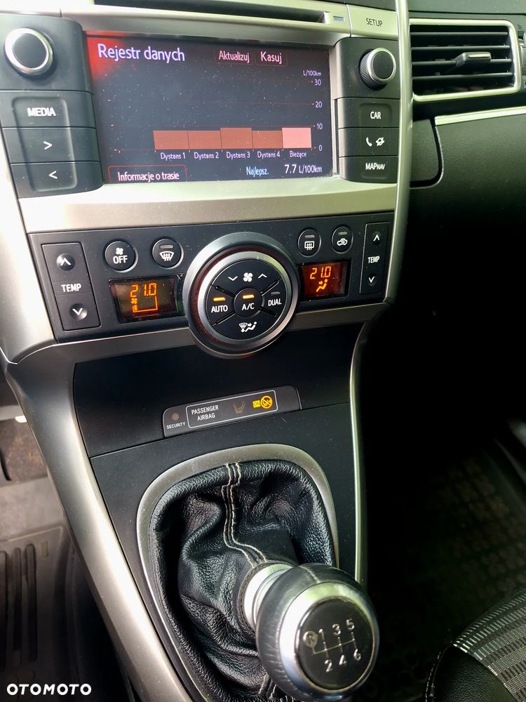 Toyota Verso 1.8 Life - 21