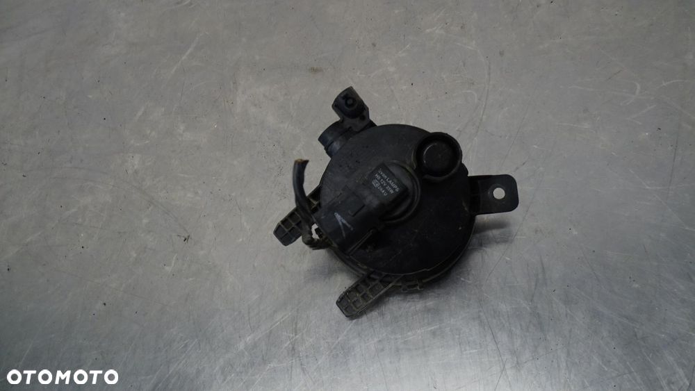 HALOGEN PRAWY BMW F30 320D ED - 2