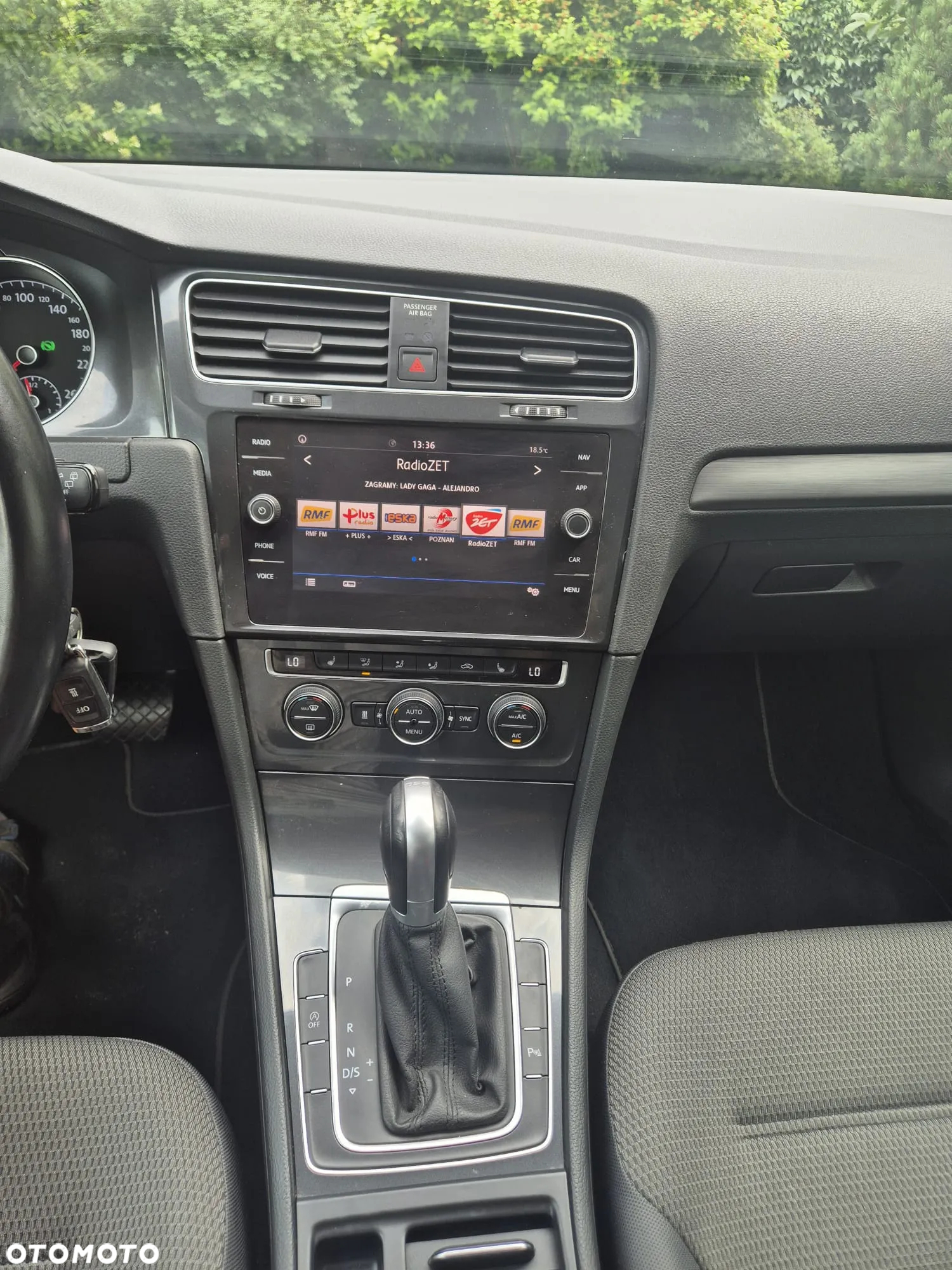 Volkswagen Golf VII 1.6 TDI BMT Comfortline DSG - 13
