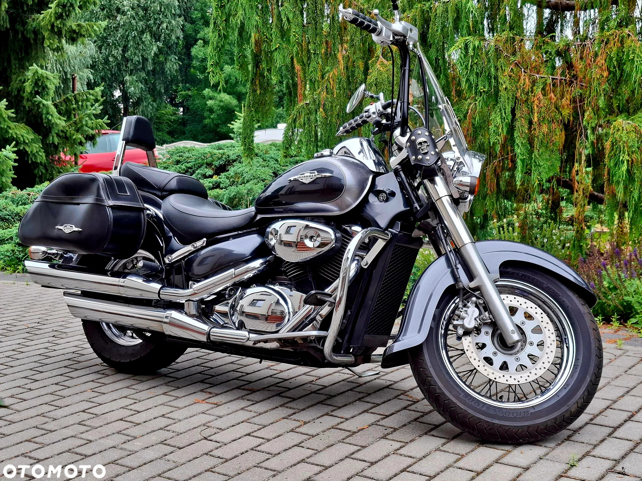 Suzuki Intruder - 4