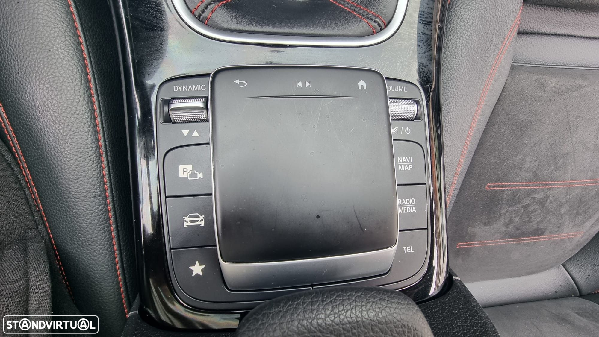 Mercedes-Benz A 180 d AMG Line - 16