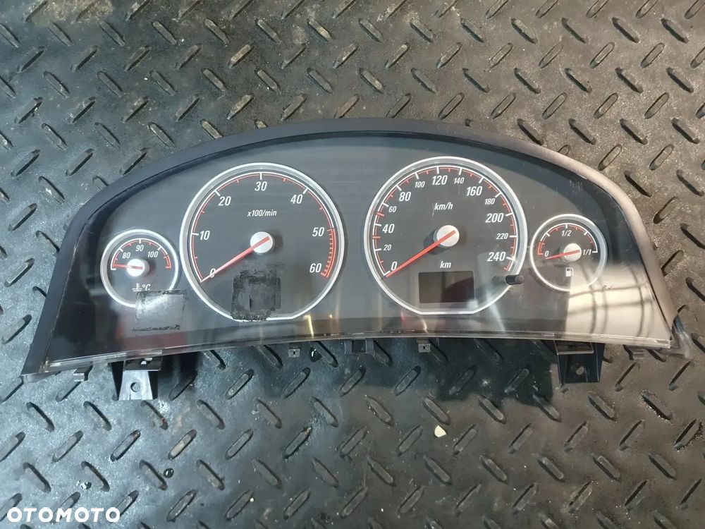 OPEL VECTRA C LICZNIK ZEGARY 1.9D 13186672CS WERSJA EUROPEJSKA POSIADAM 2 SZT - 4