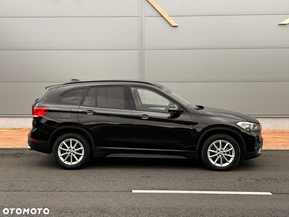 BMW X1 sDrive18d - 22