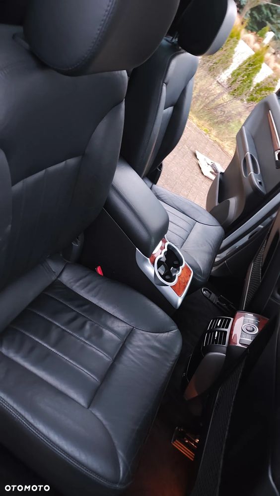 Mercedes-Benz Klasa R 320 CDI L 4Matic 7G-TRONIC Travel Edition - 32