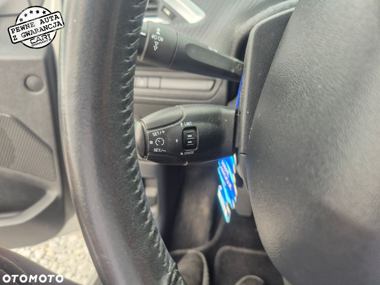 Peugeot 208 - 34