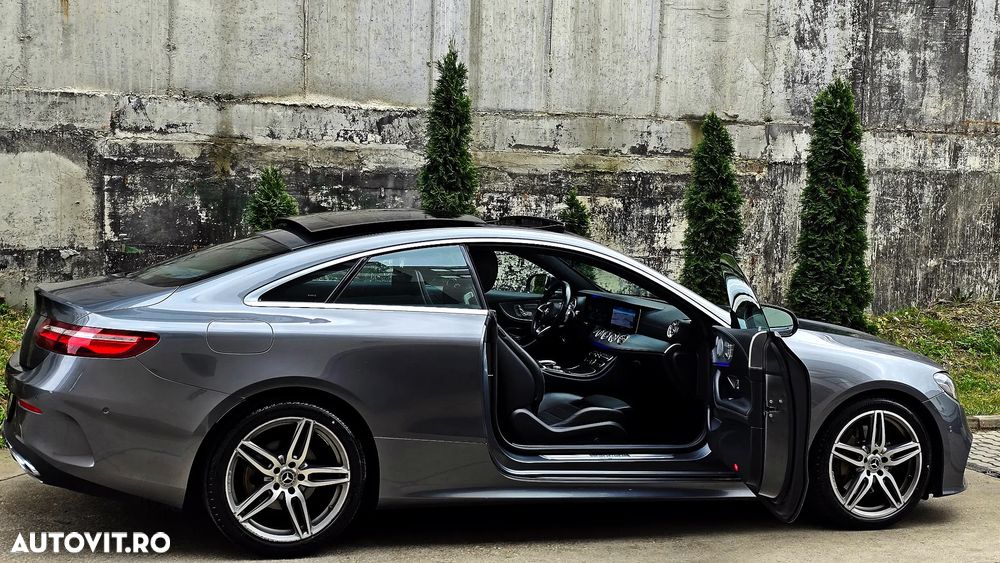 Mercedes-Benz E 220 d Coupe 9G-TRONIC AMG Line - 12