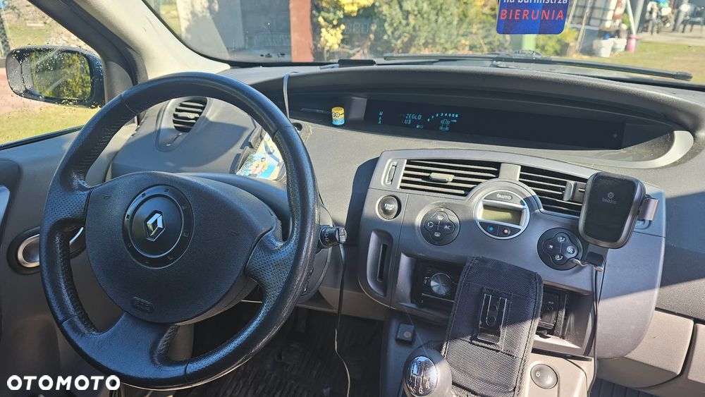 Renault Scenic 2.0 16V Luxe Privilege - 6