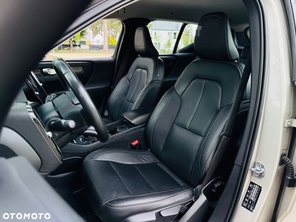 Volvo XC 40 D3 SCR Inscription - 26