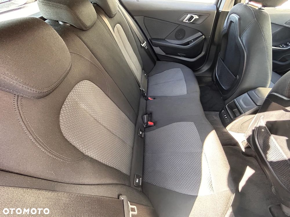 BMW Seria 1 118i Advantage - 19