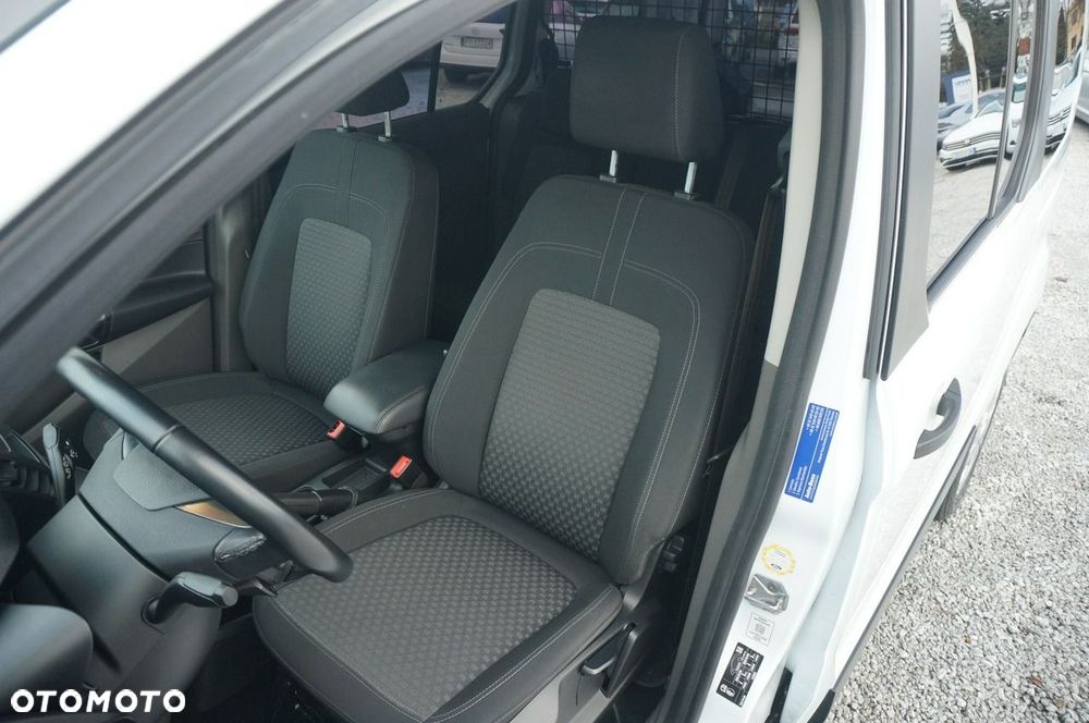Ford Transit Connect - 22