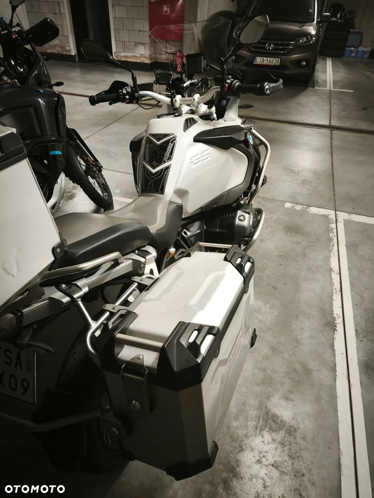 BMW Adventure - 3