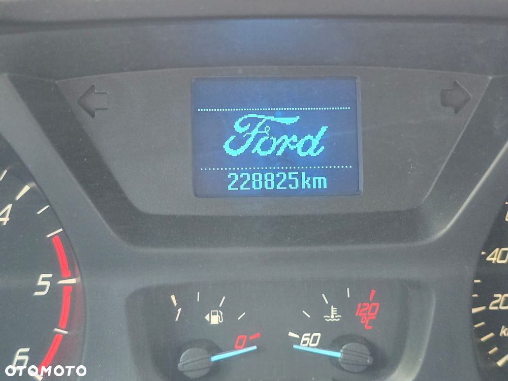 Ford TRANSIT DOKA STRZYNIA - 37